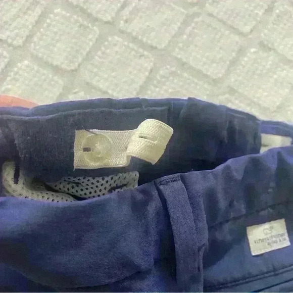 Vineyard Vines Navy Blue Performance Shorts 2T - Picture 5 of 8